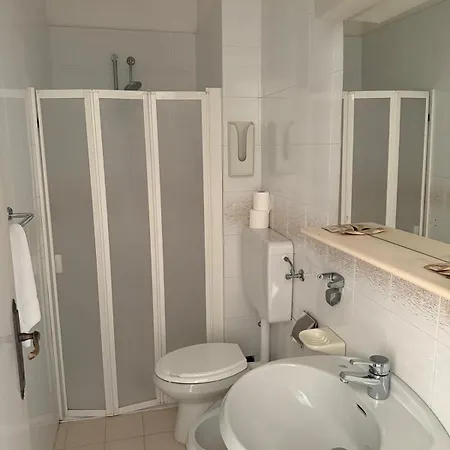 Hotel Azzurra 3*