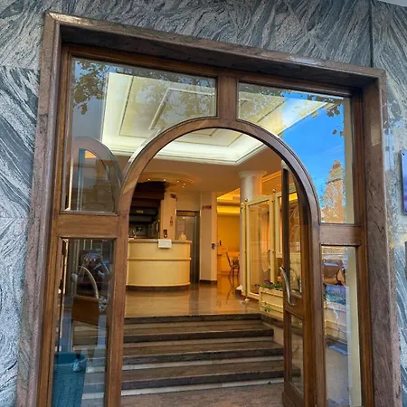 Azzurra Hotel 3*