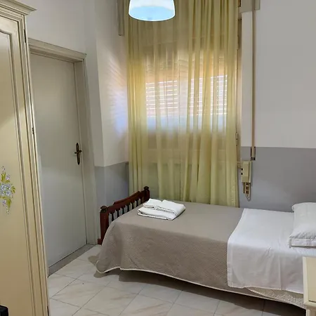 Hotel Azzurra 3*